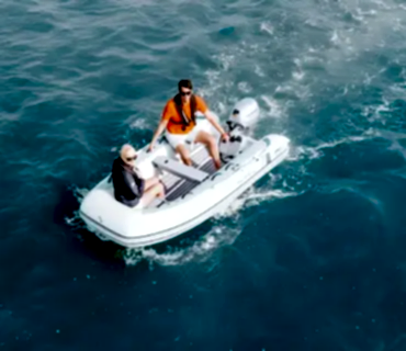 motorlu-tekne-kullainimi-photo-1-kalite-attirma https://taipantalcer.cfd/wp-content/uploads/2025/07/motorlu-tekne-kullainimi-photo-1-kalite-attirma.webp